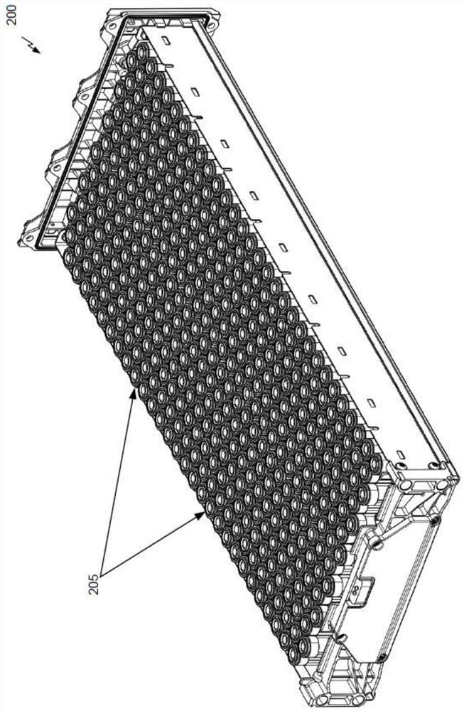 Interface between jelly roll area of a battery cell and cell can