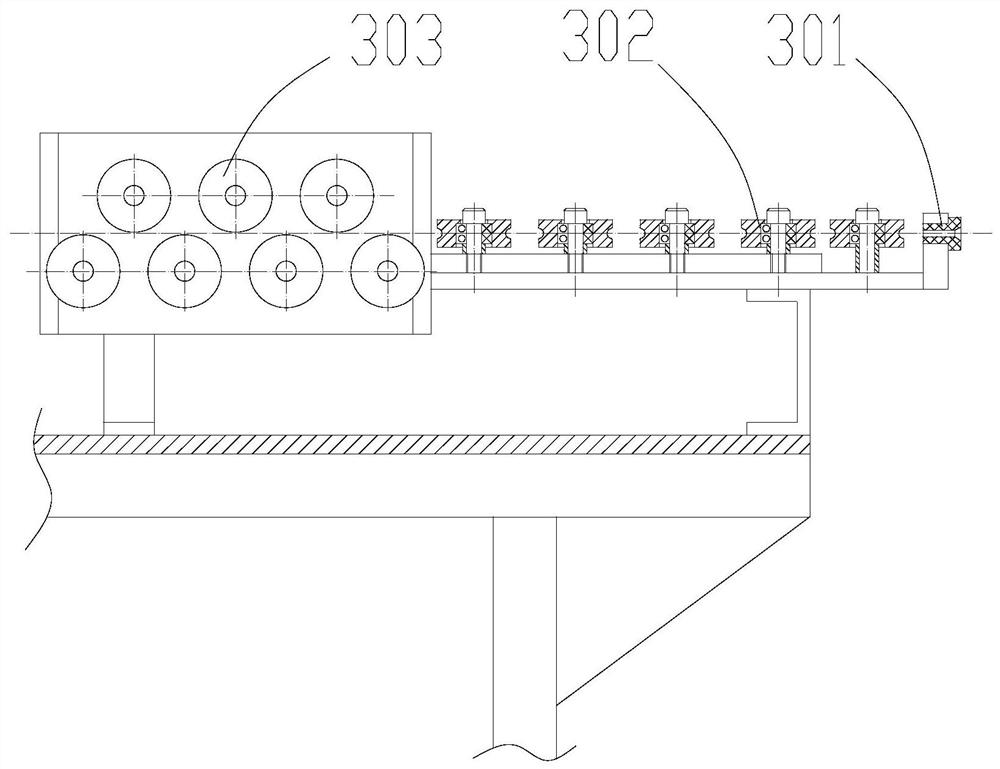 Continuous discharging mechanism for micro-diameter pipes