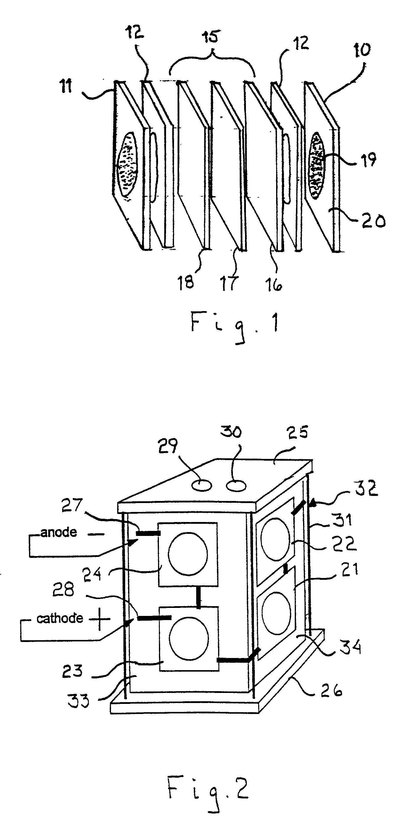 Air-breathing direct methanol fuel cell with metal foam current collectors