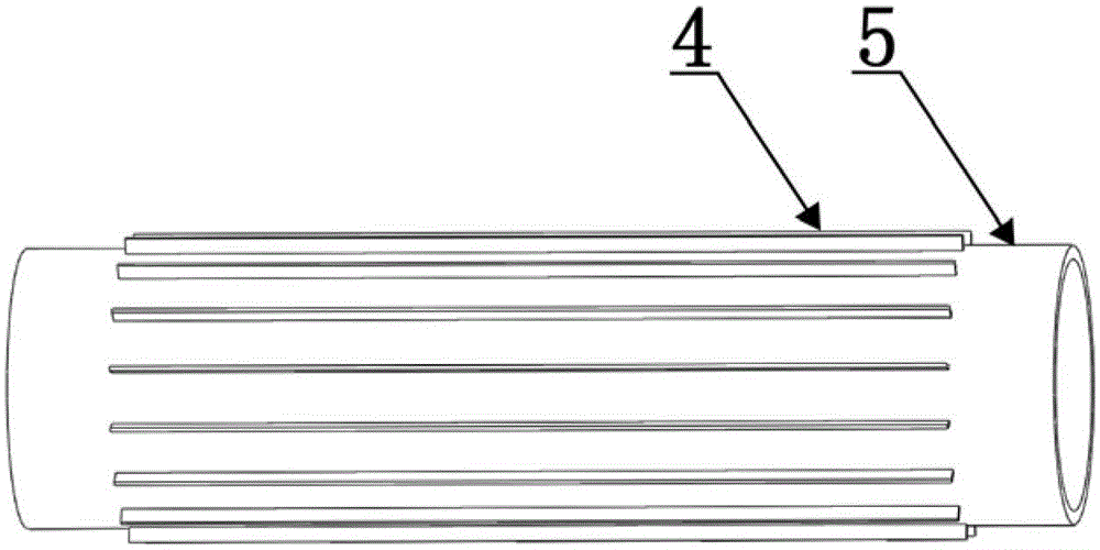 A hydrogen storage tank with an external heat exchange structure