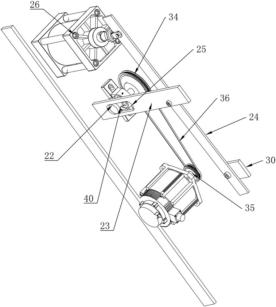 Equal-distance molding press