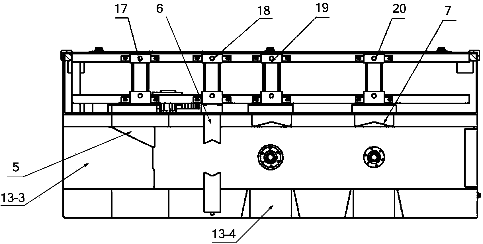 Pneumatic device for measuring internal diameter and external diameter of thin-wall bearing ring