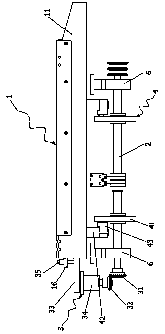 Transmission mechanism for automatic assembly of eyebrow pencils