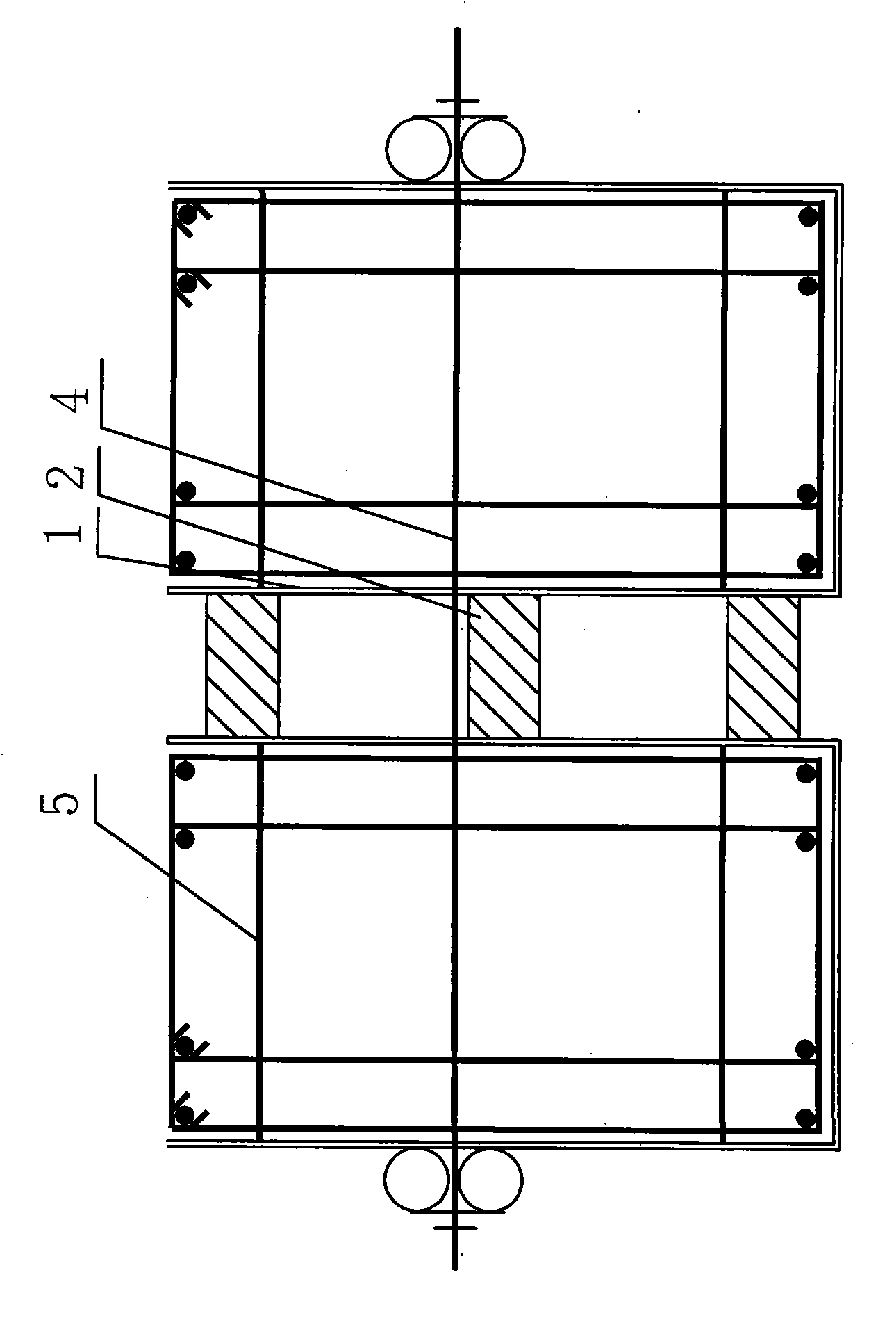 Construction method for supporting template at construction joint of frame structure