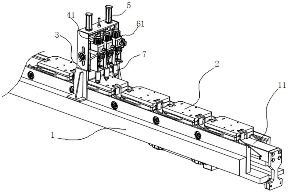 Mechanical and electrical integrated injection molding device for workpiece production and processing