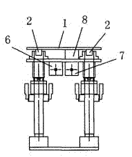 On-pile travelling device