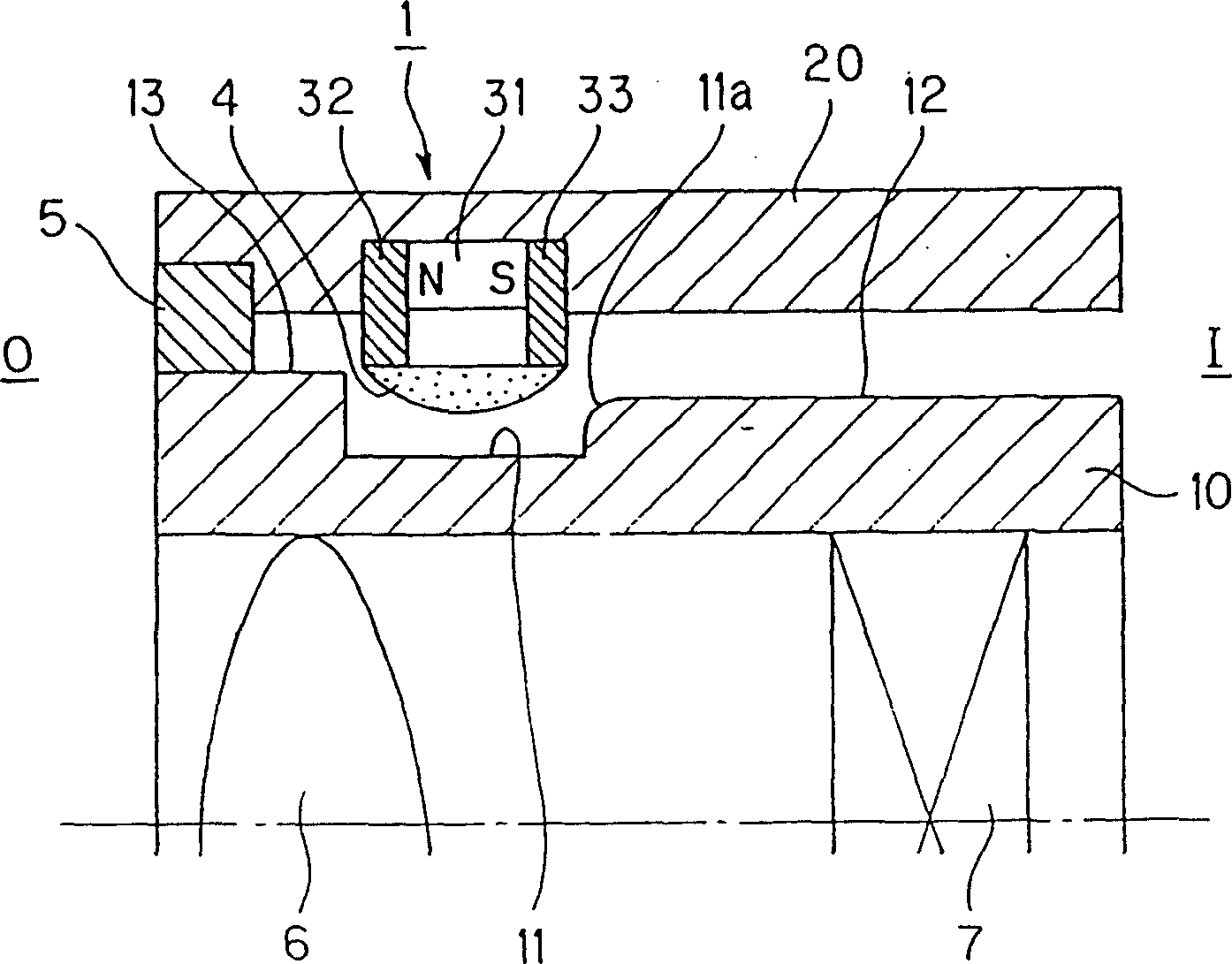 Magnetic fluid seal device