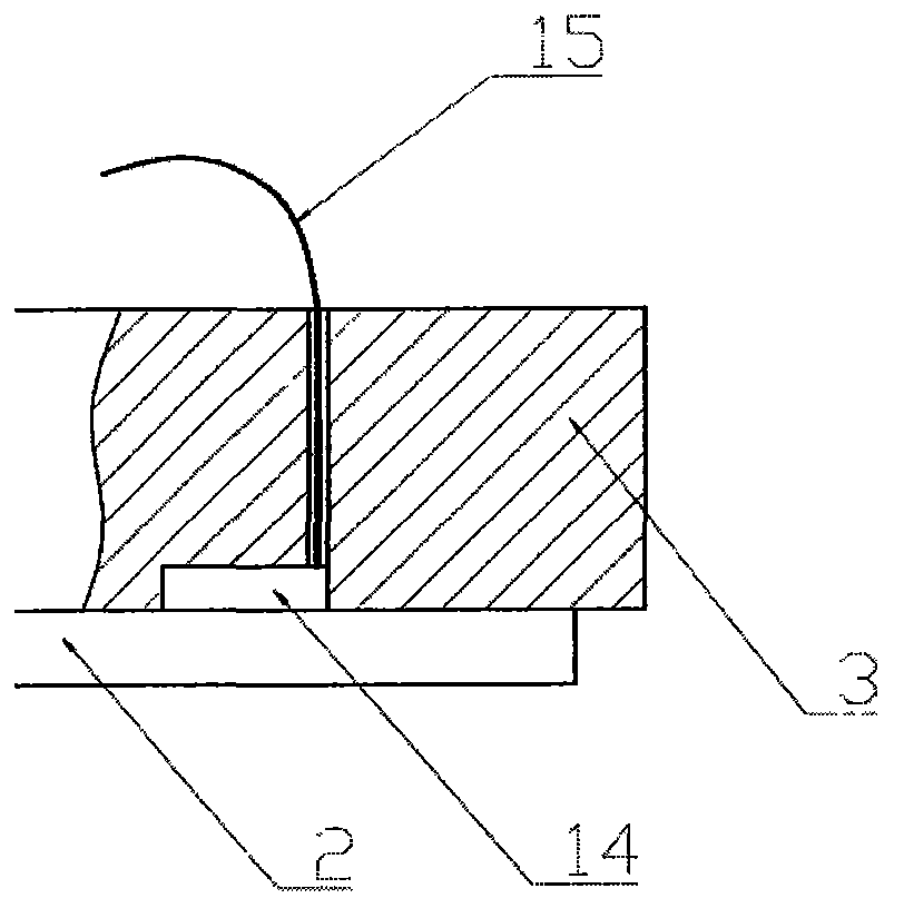 Temperature detection device of polishing interface and utilization of temperature signals in chemically mechanical polishing process