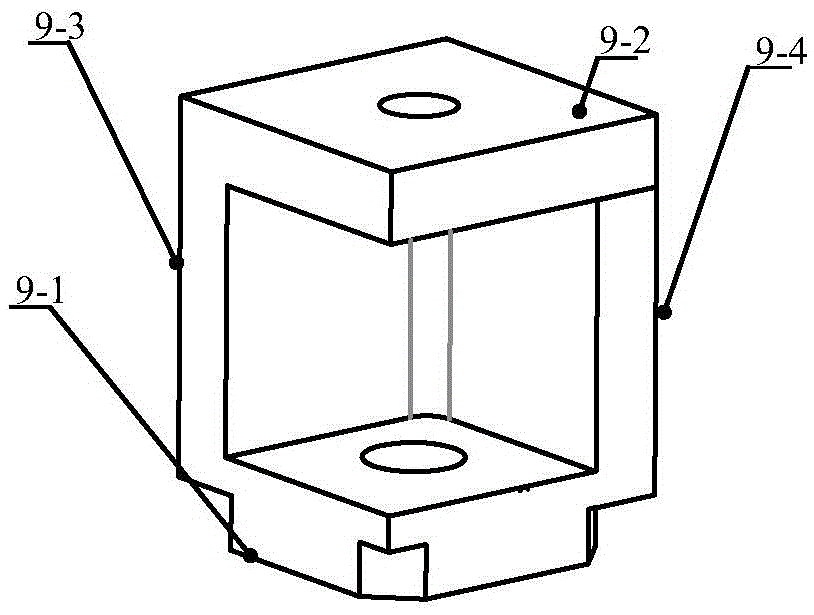 Vibration station for transverse sensitivity calibration of piezoelectric acceleration sensor