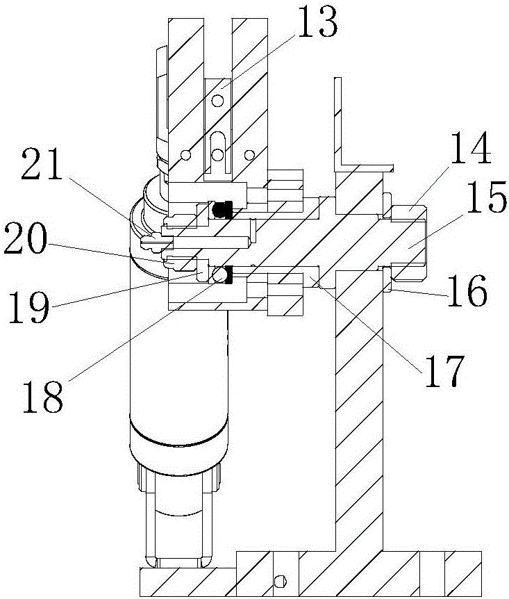 Clamping hand device for casing sleeve shrinkage continuous production and automatic casing sleeve shrinkage machine