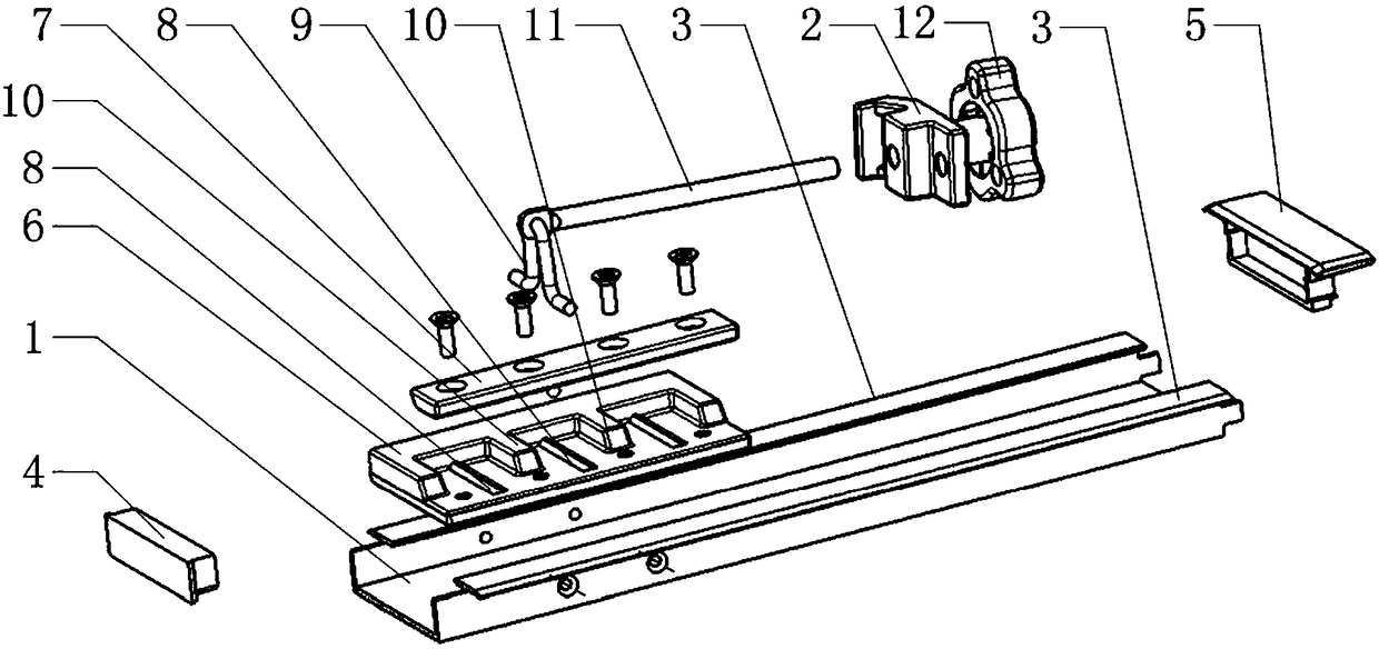 Pick-up truck and canopy locking device thereof