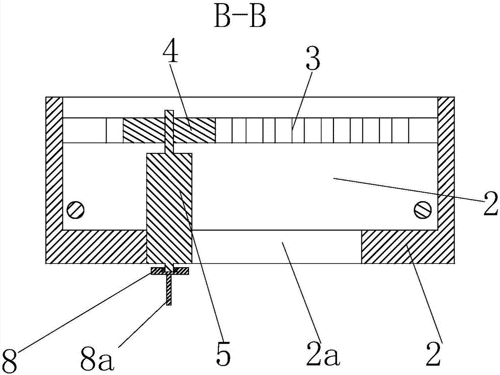 Automatic oiling device for normal surfaces of large-space helical gear