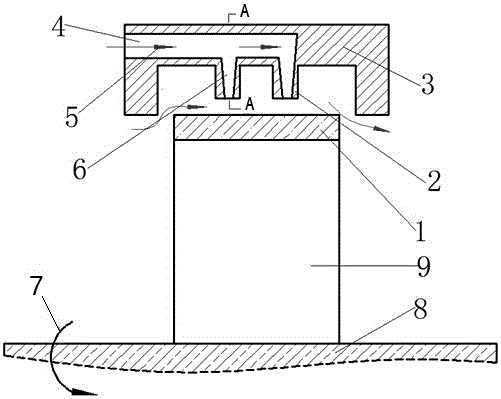 Self-adjustment jet type comb tooth vapor sealing structure for turbomachine