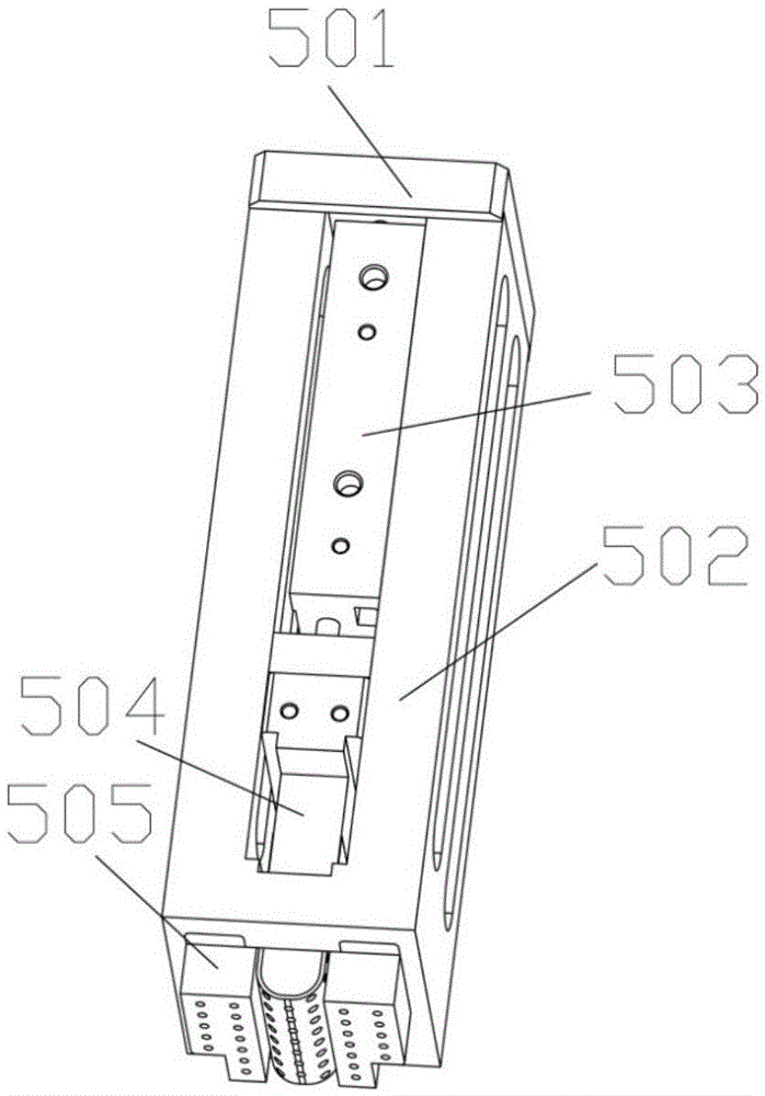 Curved label sticking mechanism and sticking method thereof