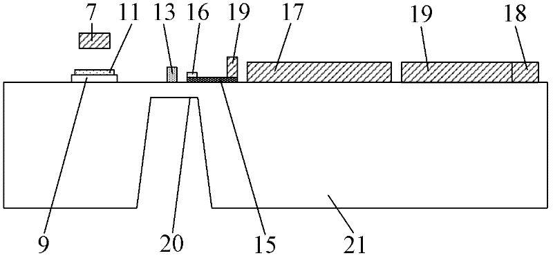 Five-port micromachine cantilever-based capacitance type microwave power sensor and manufacturing method thereof