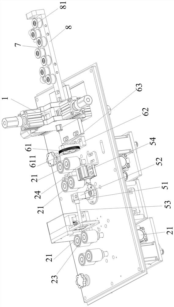 Automatic peeling device