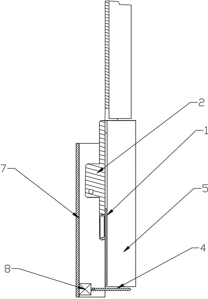 Automatic medicine discharging device for fragile medicines