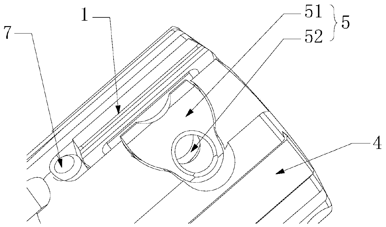 Cutting insert and cutting tool with adjustable structure