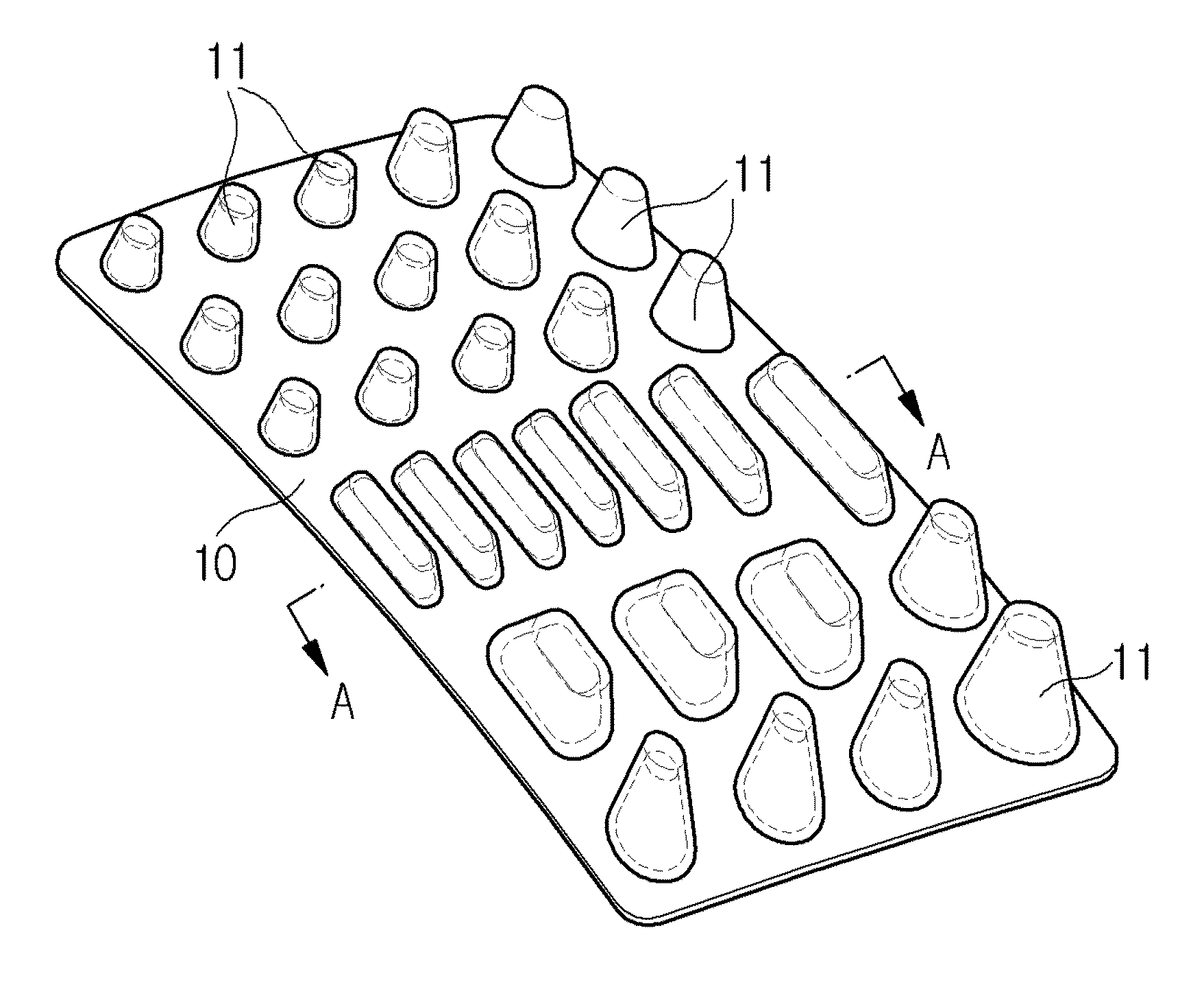 Shock absorbing auxiliary member for absorbing shock in head lining of vehicle