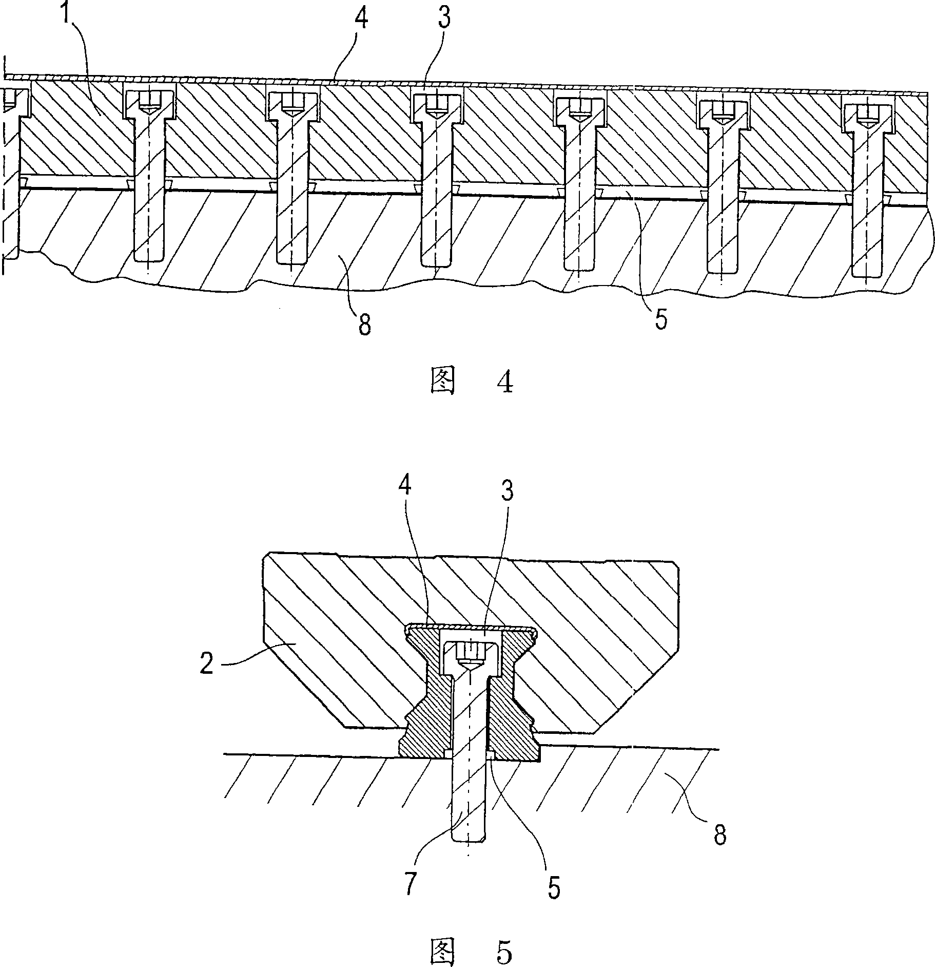 Linear guide rail for a linear guide system provided with a coolant slot