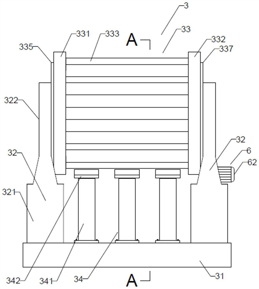 Aluminum material extruding machine with automatic material conveying structure and using method of aluminum material extruding machine