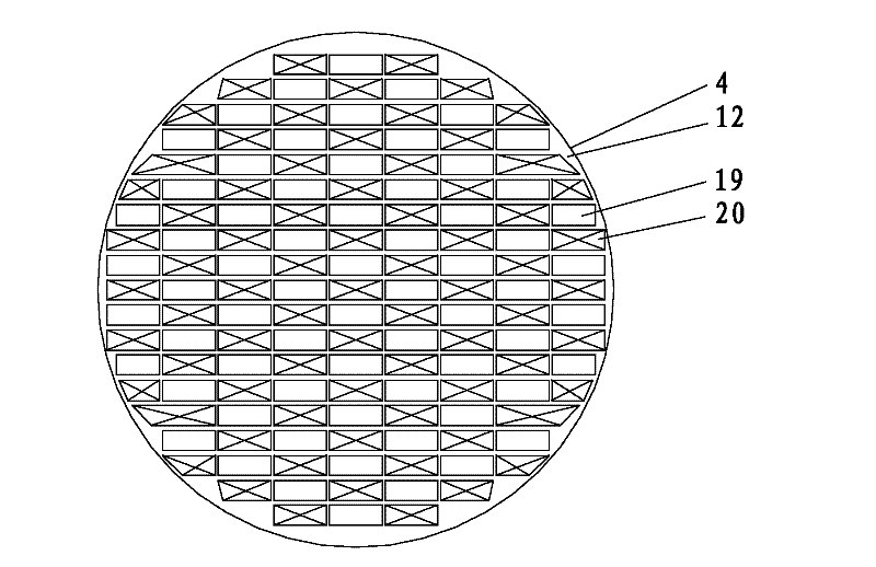 Process method for preparing methyl tert-butyl ether by differential reaction rectification and equipment for same