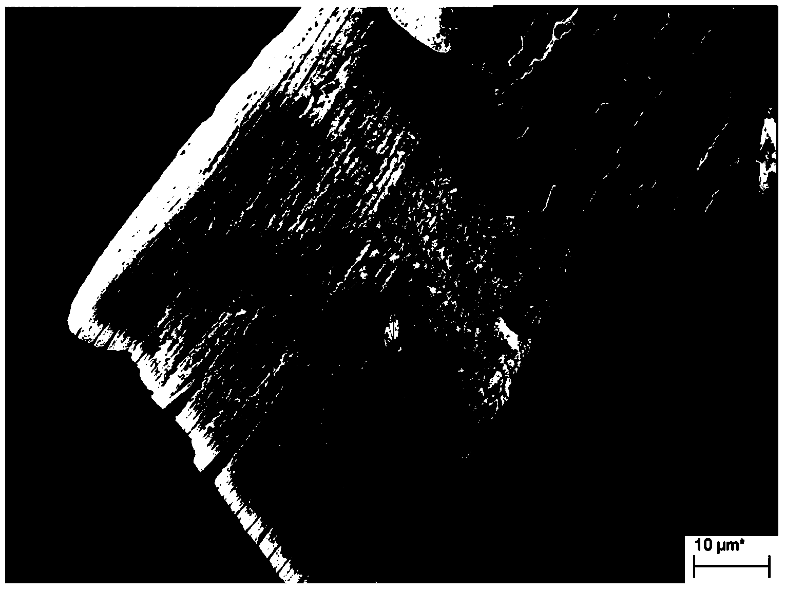 Method for performing heat treatment on sensitized explosive