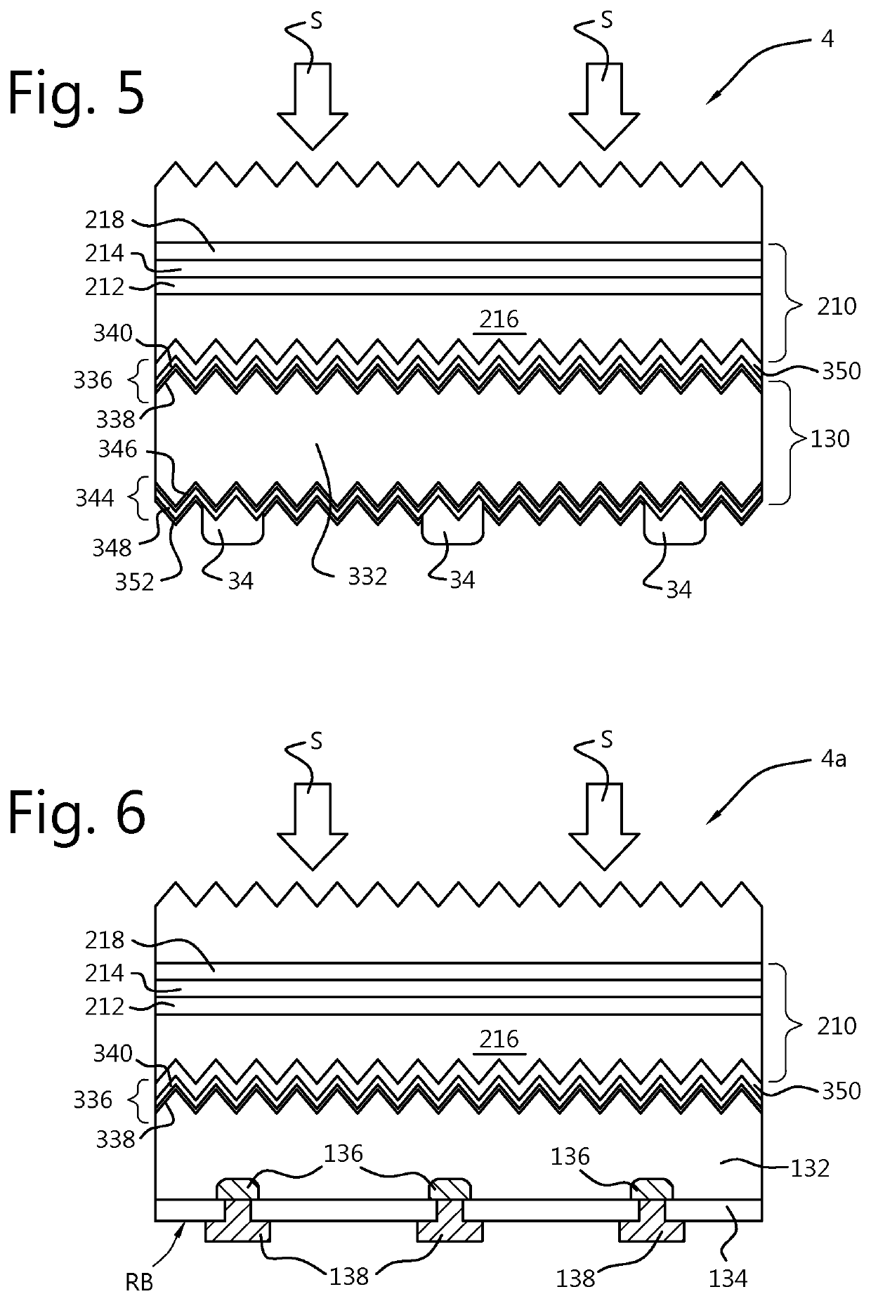 Hybrid tandem solar cell