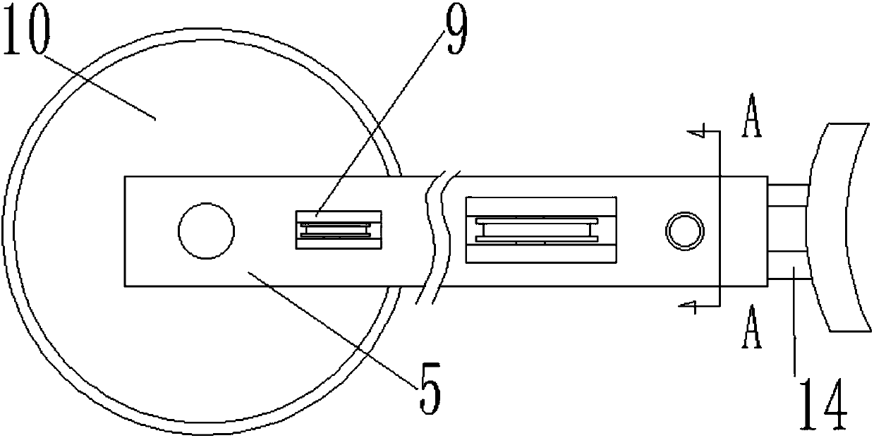 Aquiculture underwater monitoring structure applied among a plurality of groups of adjacent net cages