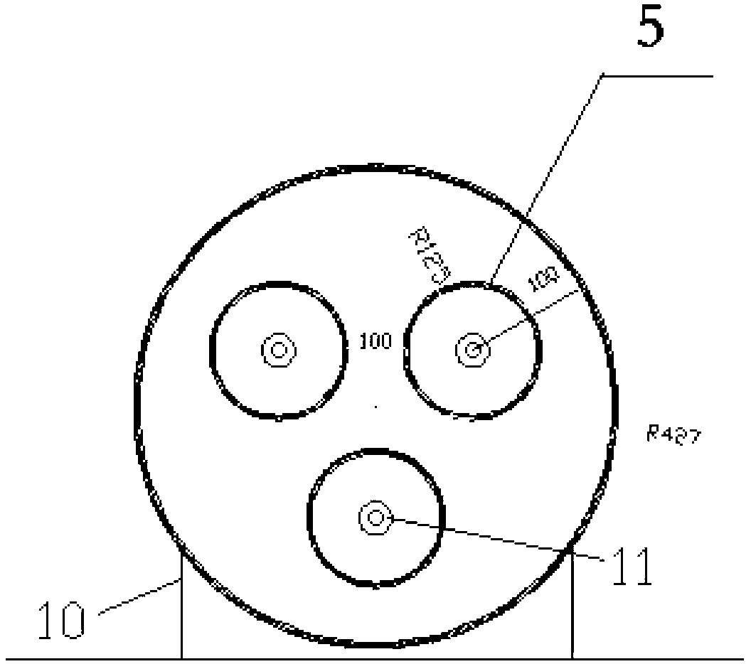 Continuous production method of granular humic acid urea and activation reactor