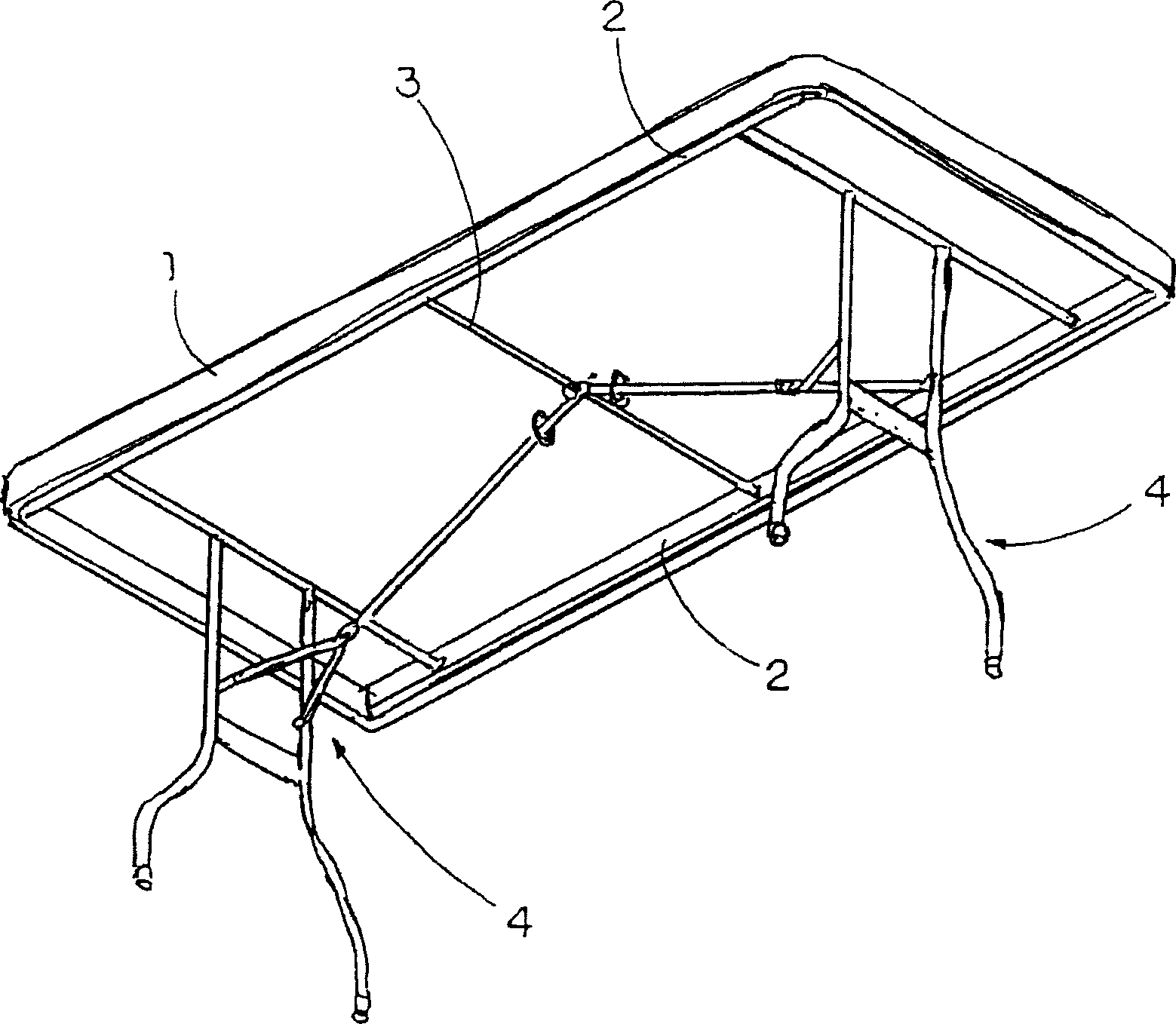 Foldable table with longitudinal mid-support arrangement