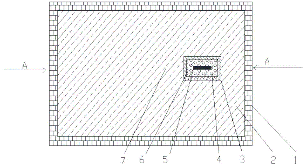 A protective pouring method for mold feeding steel belt