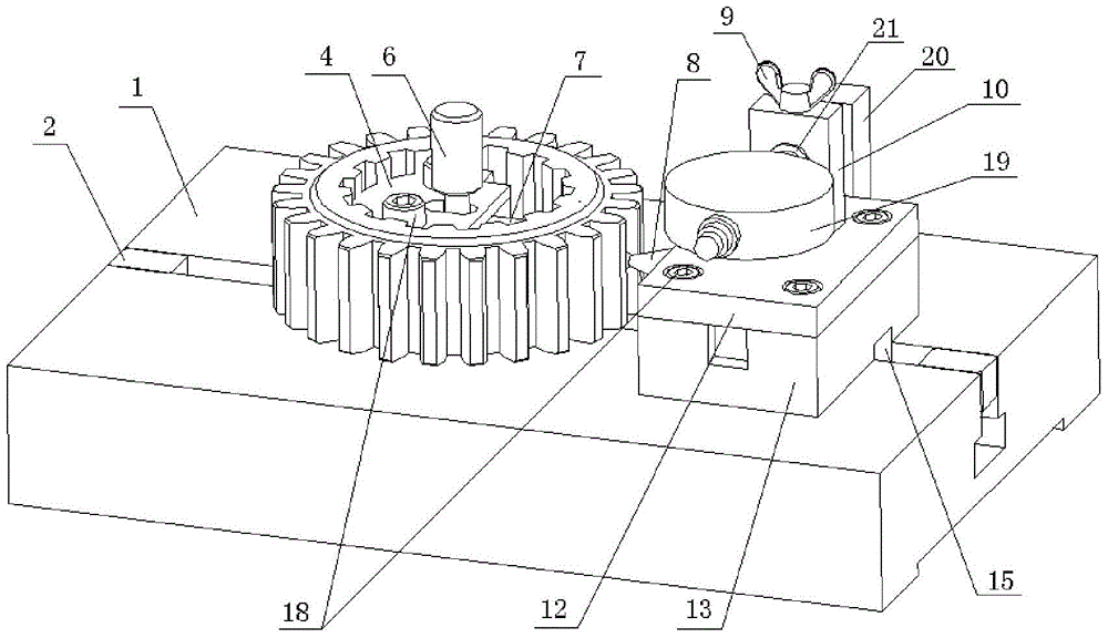 A device for detecting symmetry of internal and external teeth