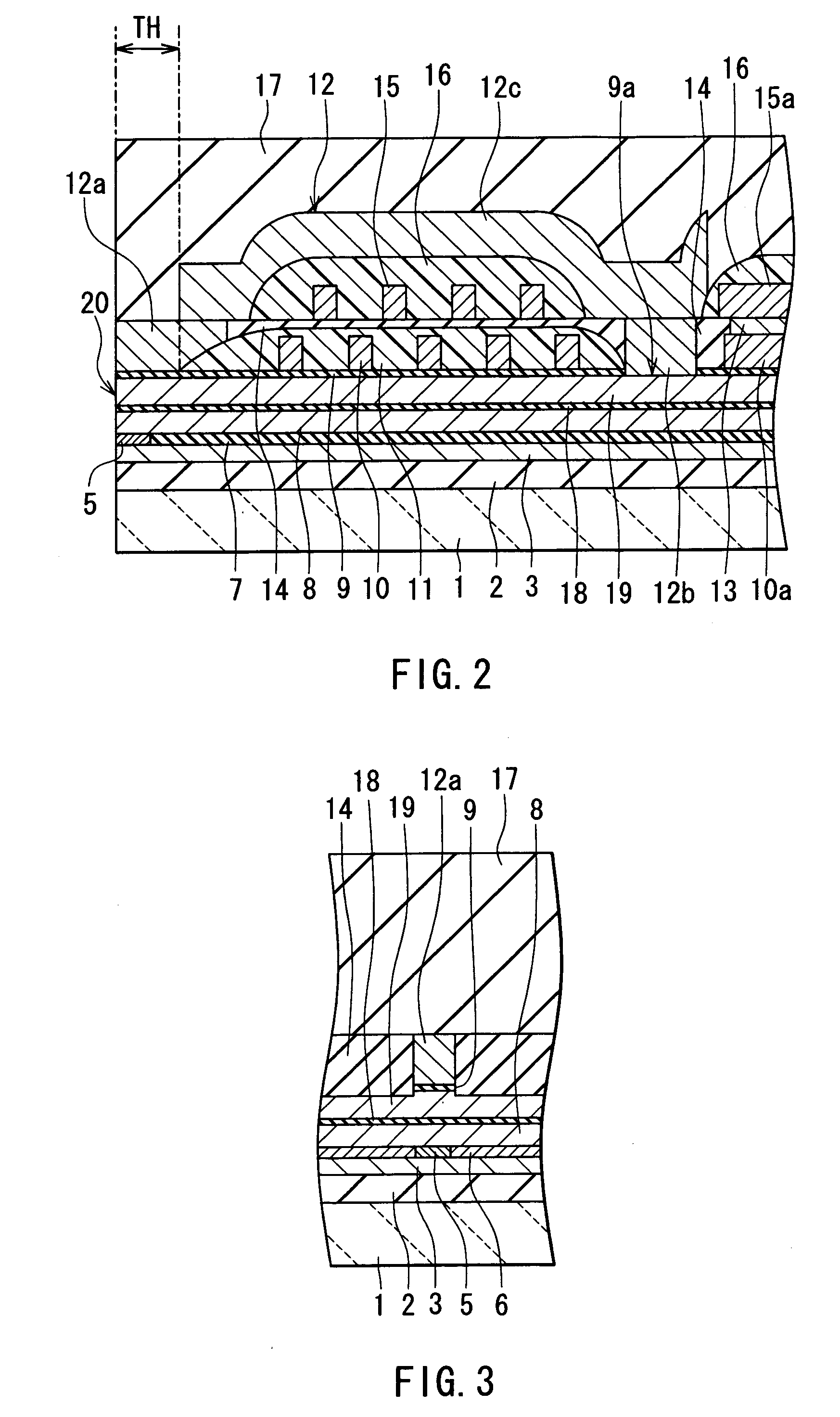 Magnetoresistive element with improved magentoresistance change amount and with free layer having improved soft magnetic characteristics