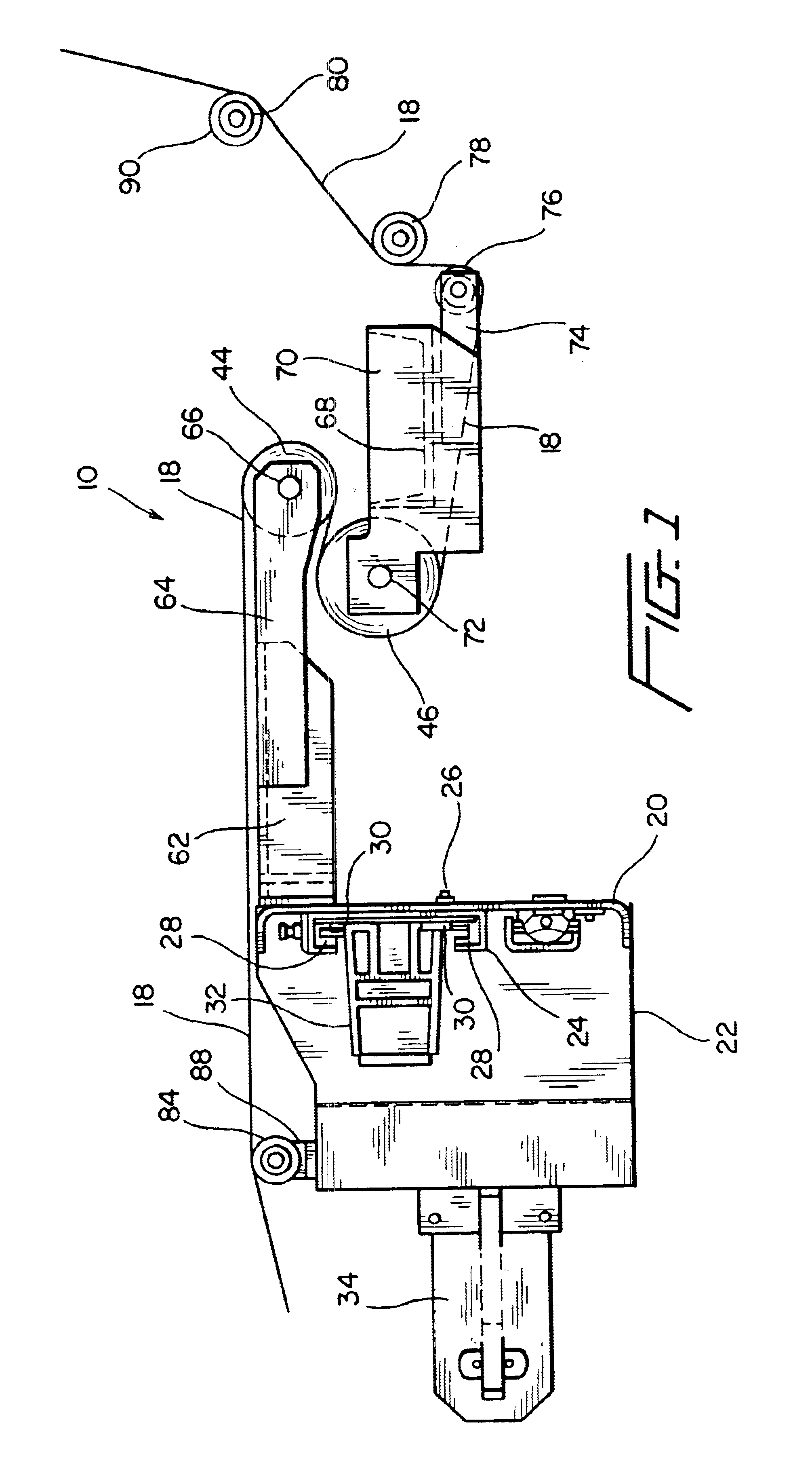 Stretch head for facilitating wrapping palletized loads