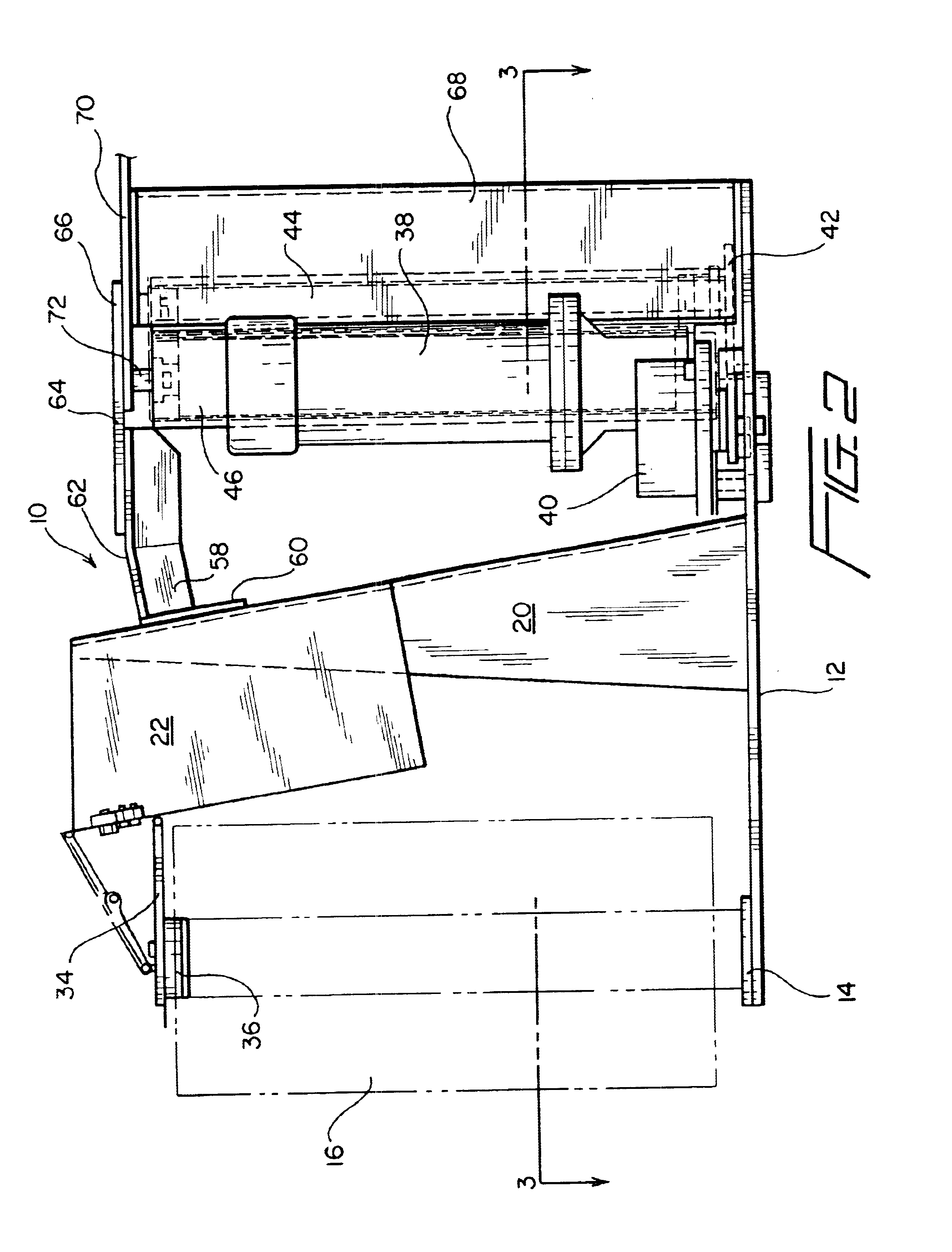 Stretch head for facilitating wrapping palletized loads