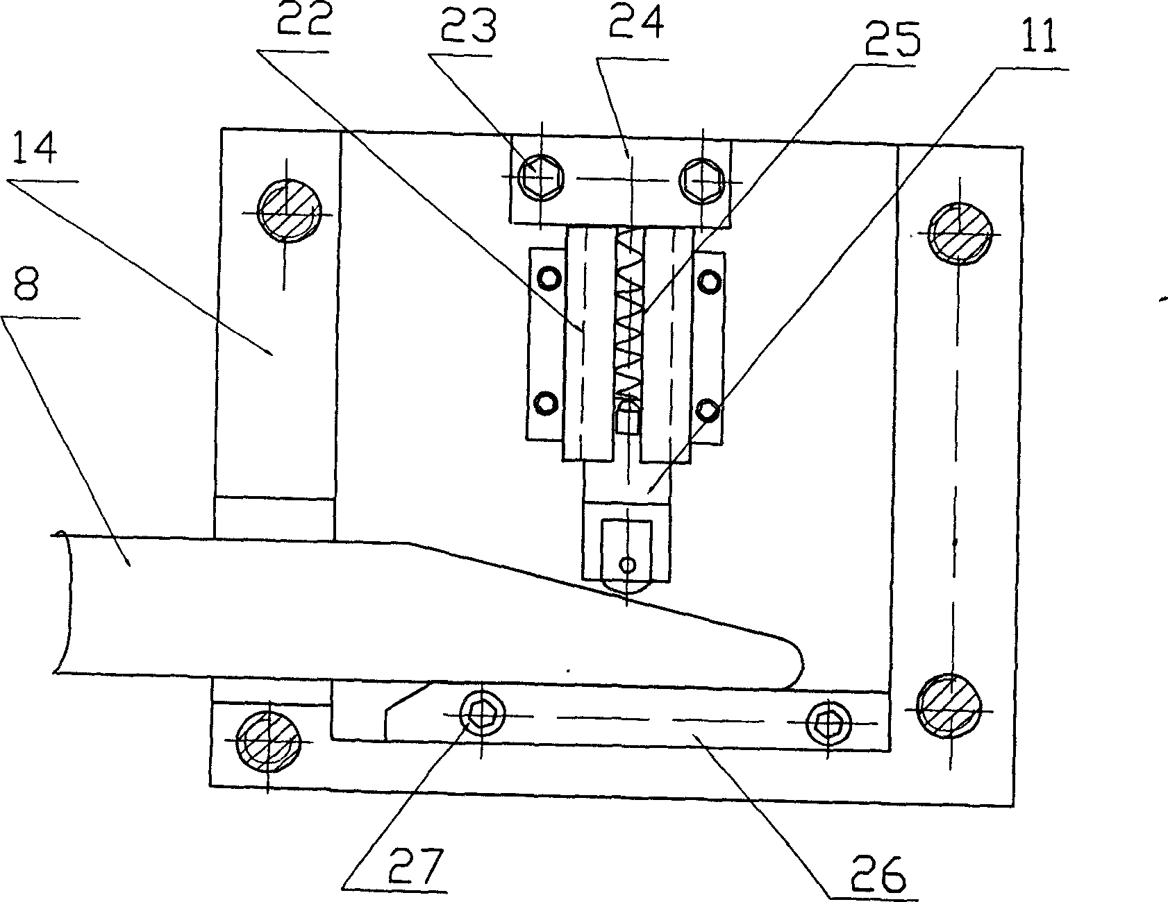 Low-noise and bearing-assembled ball feeder