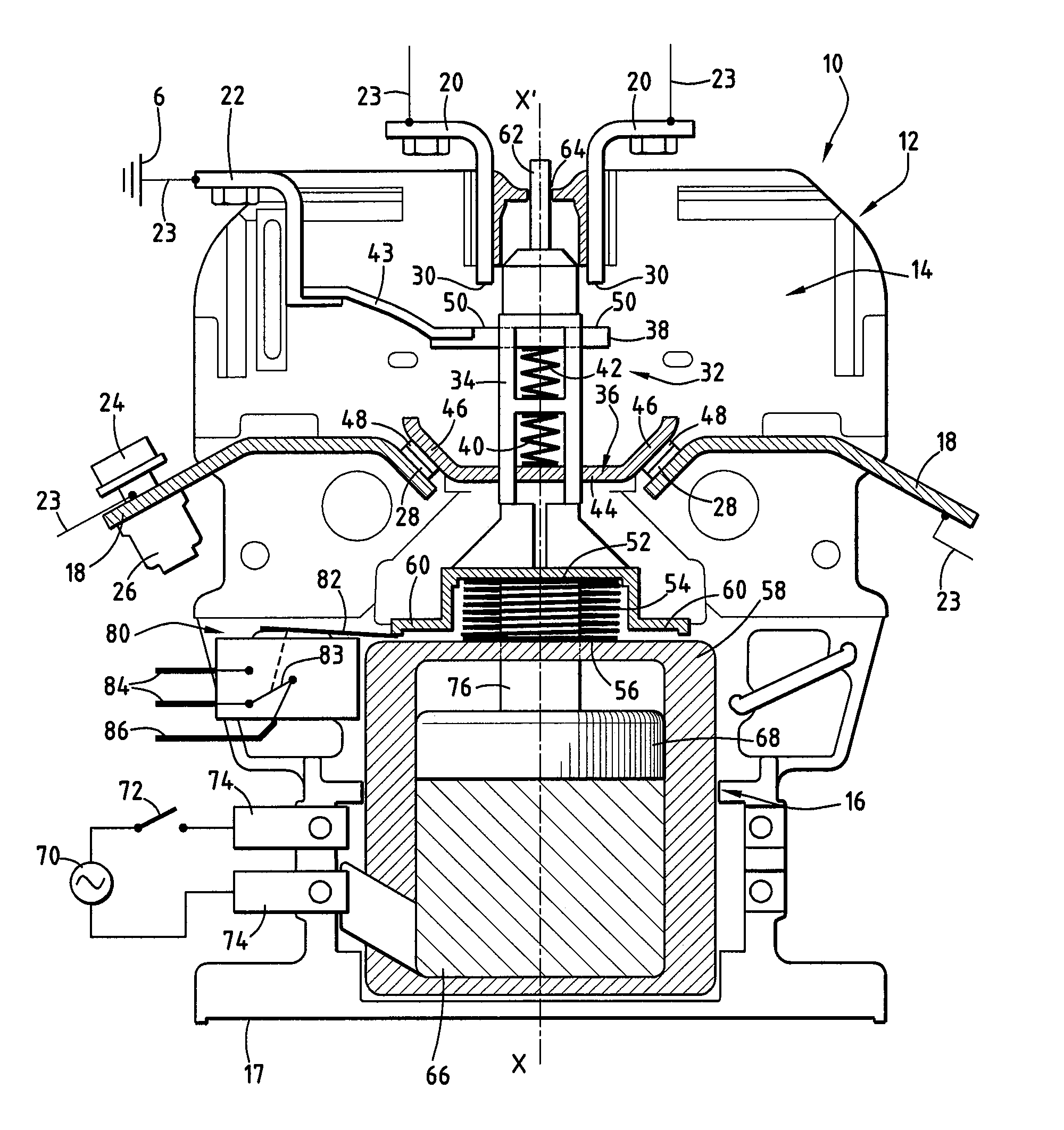 Device for sectioning an electrical circuit and a system for distributing electrical energy including the sectioning device