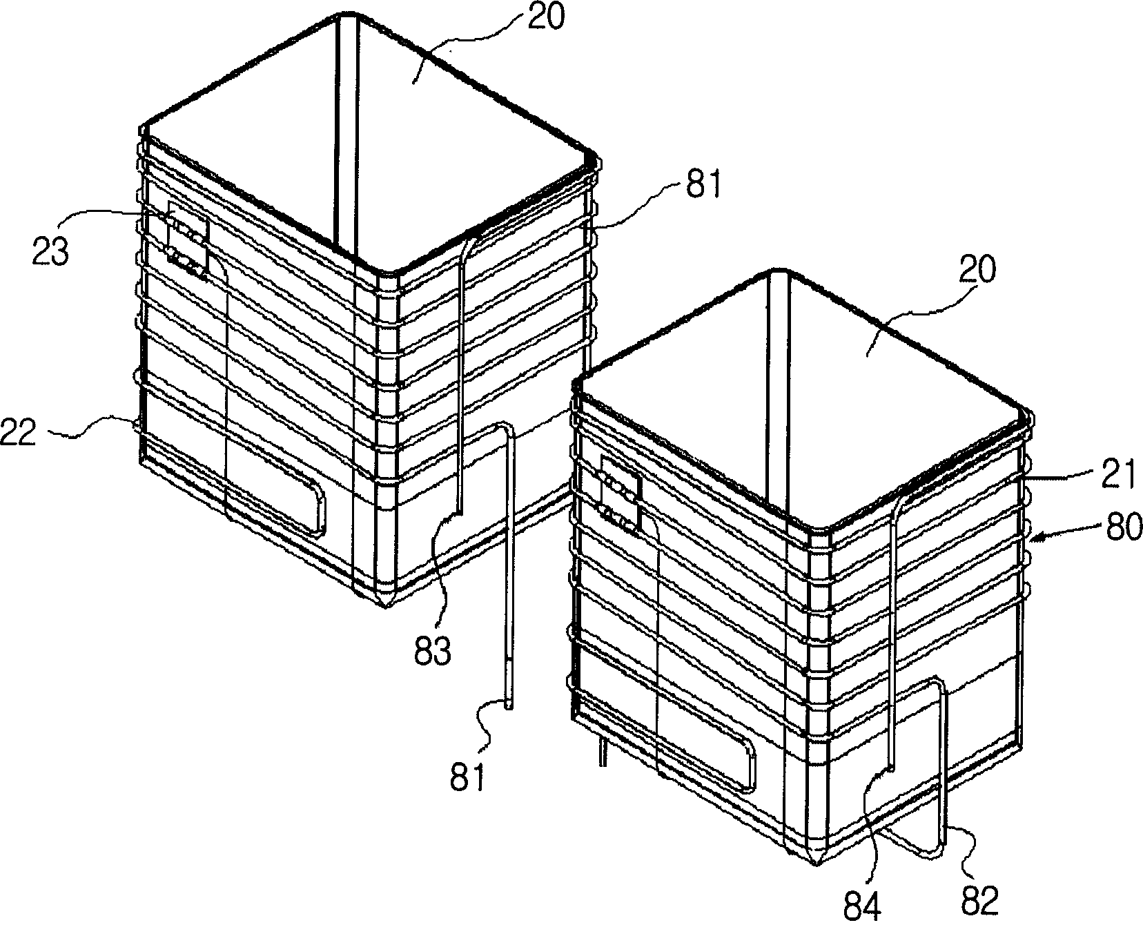 Evaporator layout structure of refrigerator