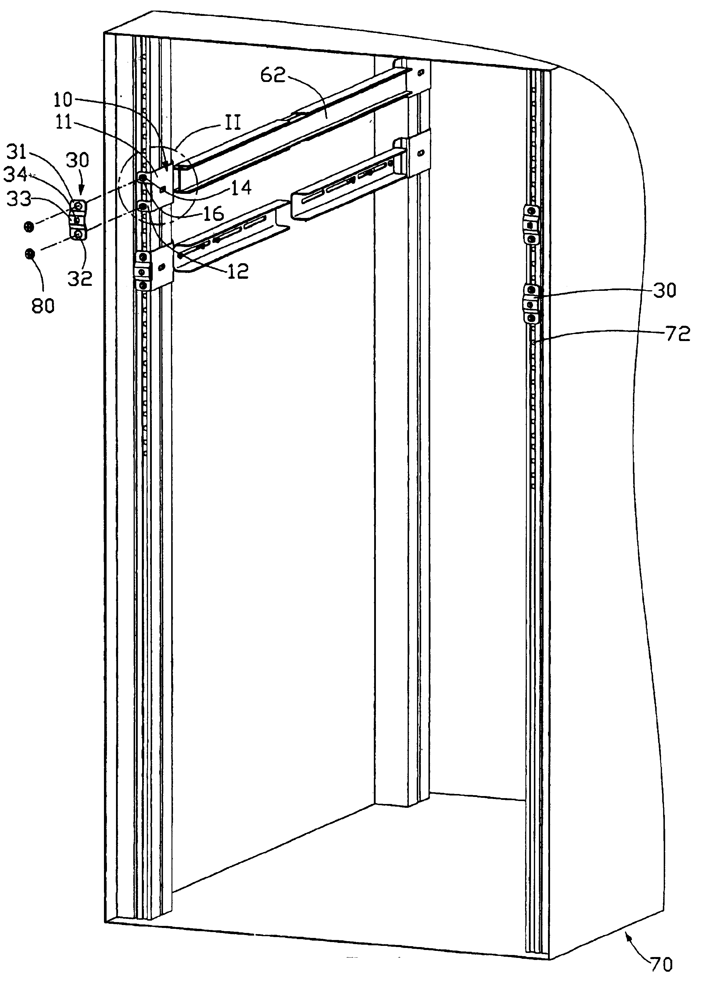 Retaining assembly for rack cabinet