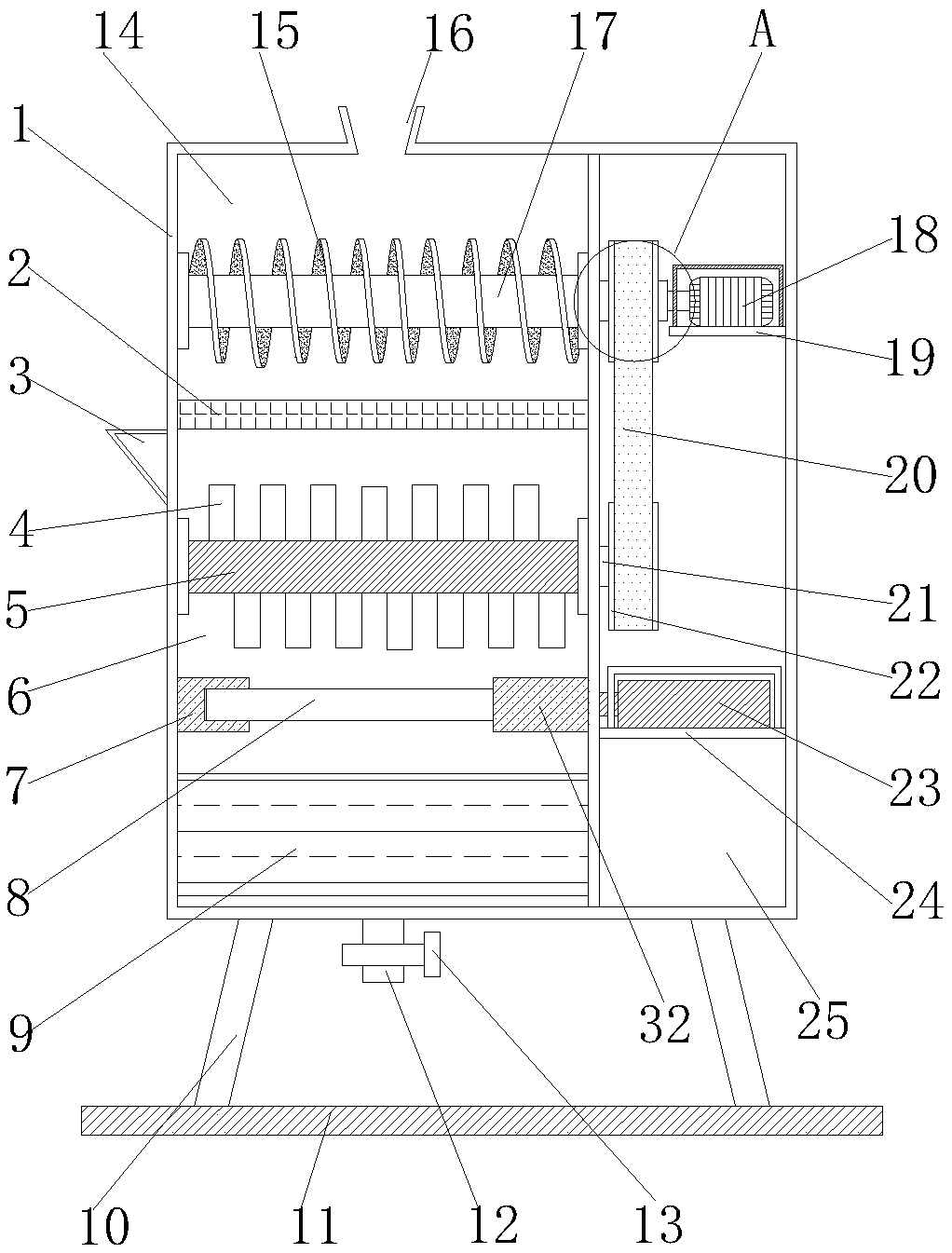 Garden fallen leaf smashing and fertilizing device