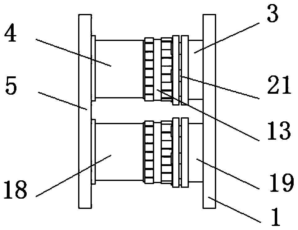 Plastic particle supply facility externally connected with plastic extruding machine