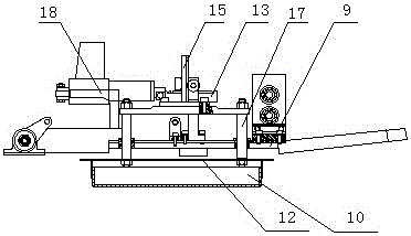 Stair climbing cart with automatic switching of wheels and crawlers