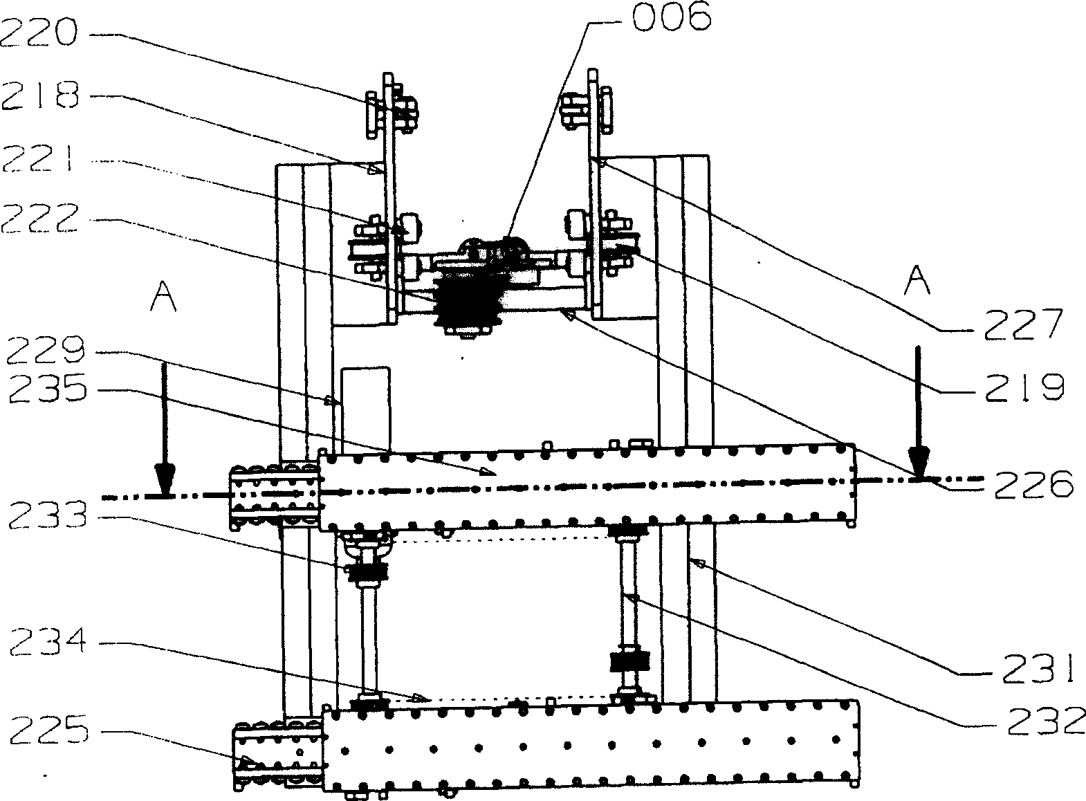 Tunnel type single-column cargo piling machine