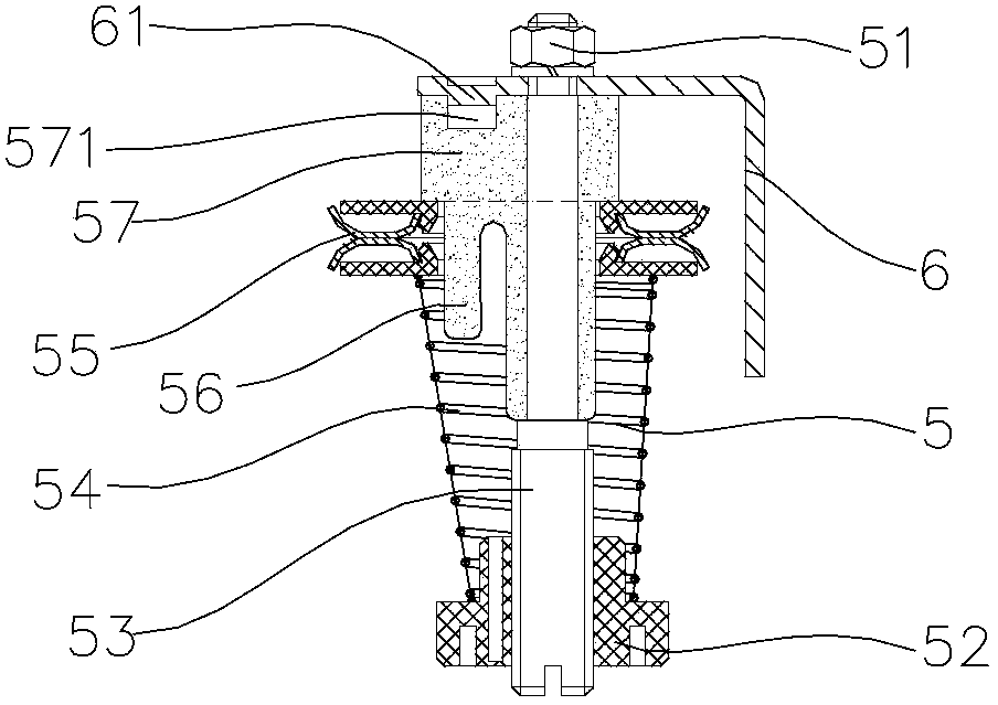 Yarn conveying device on knitting machine