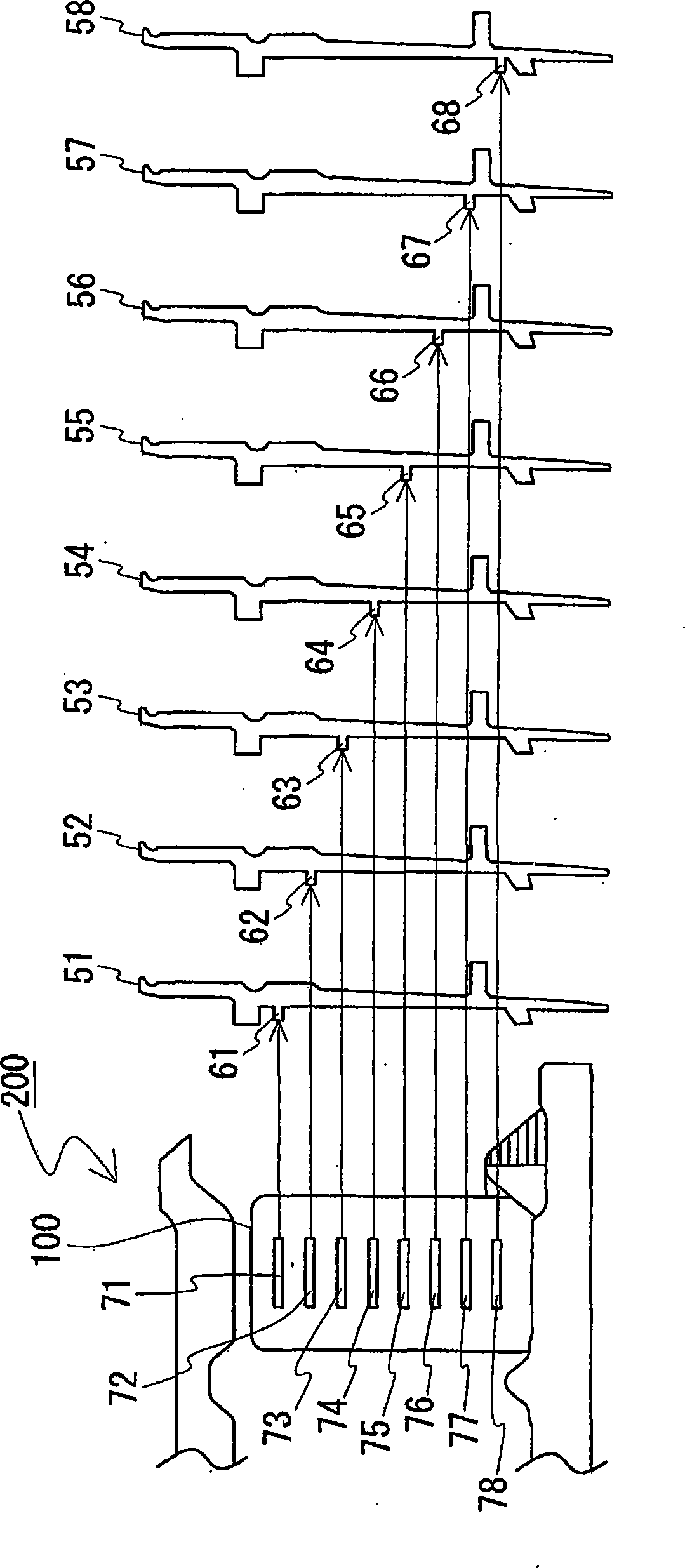 Needle selecting apparatus of flat knitting machine