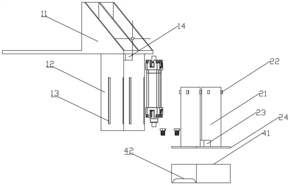 Magnetic attraction type railway vehicle anti-overturning device