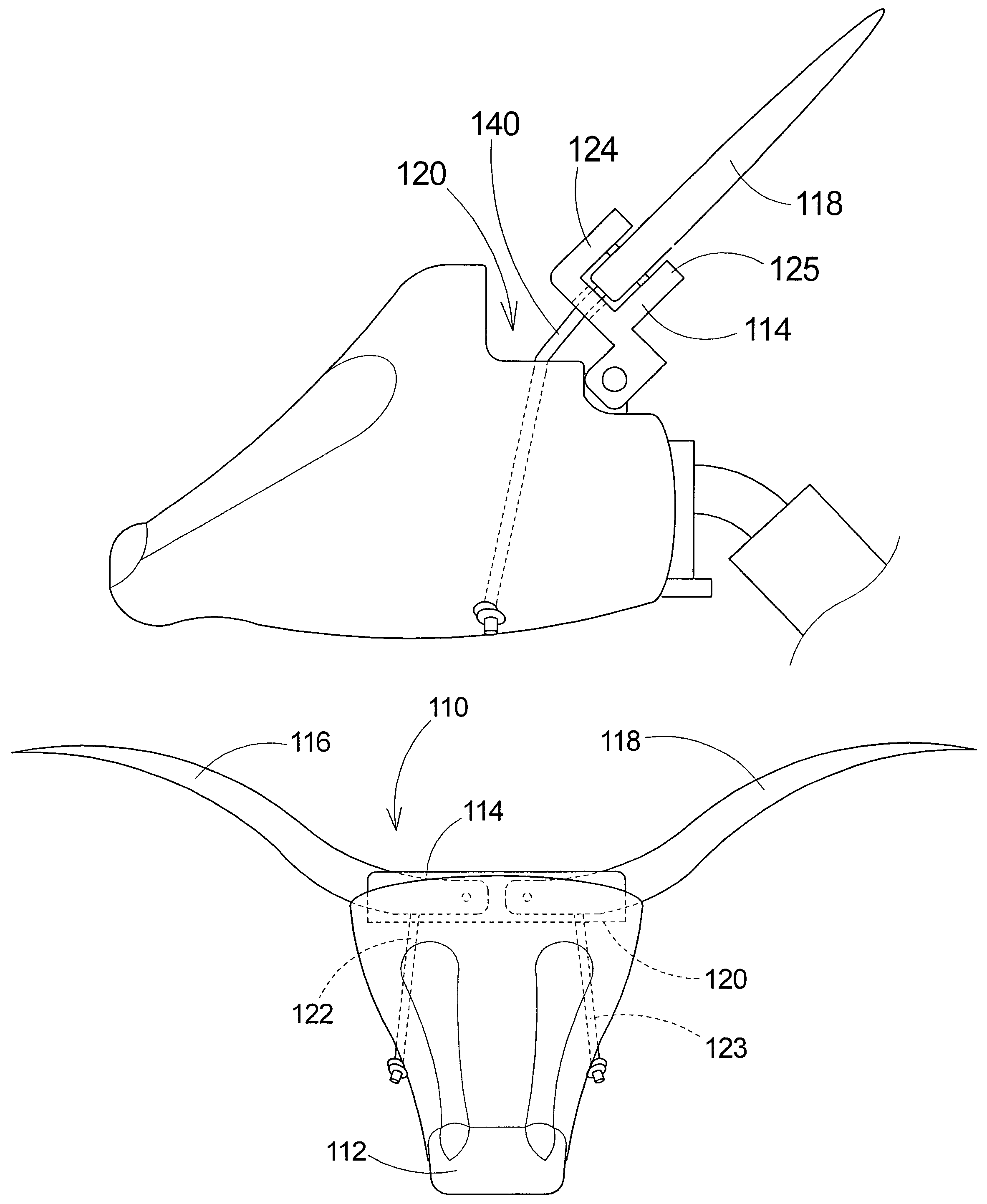 Mechanical roping steer apparatus with pivoting horns and pivoting horn support