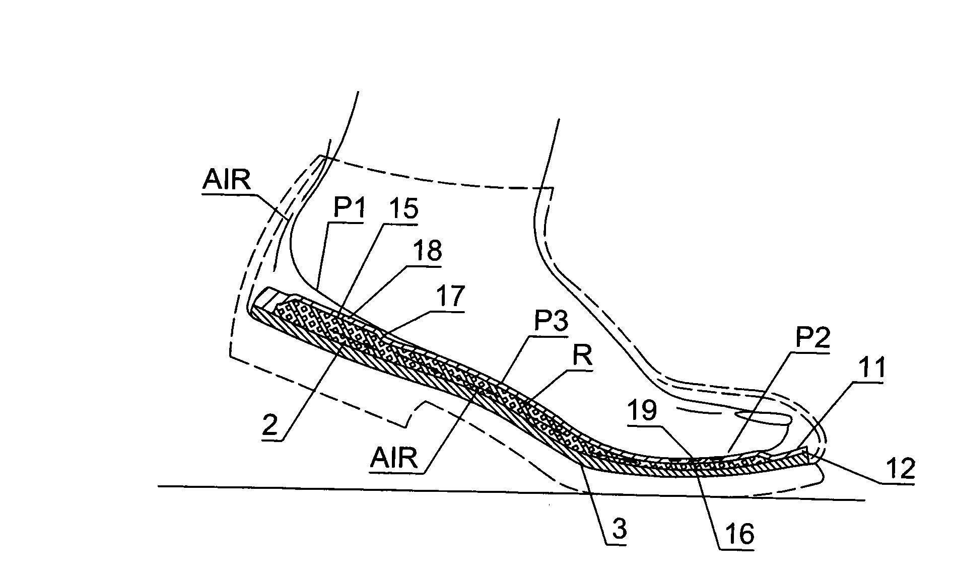 Pad body improvement structure for ventilation shoe pad