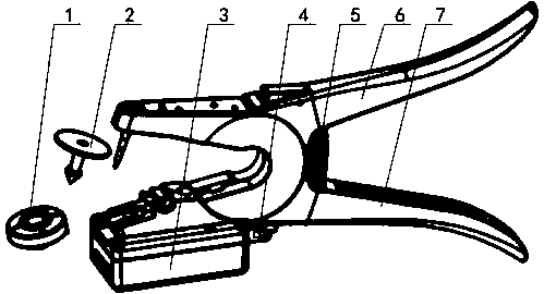 Magnet type livestock ear tag intelligent monitoring identification device, monitoring system and monitoring method